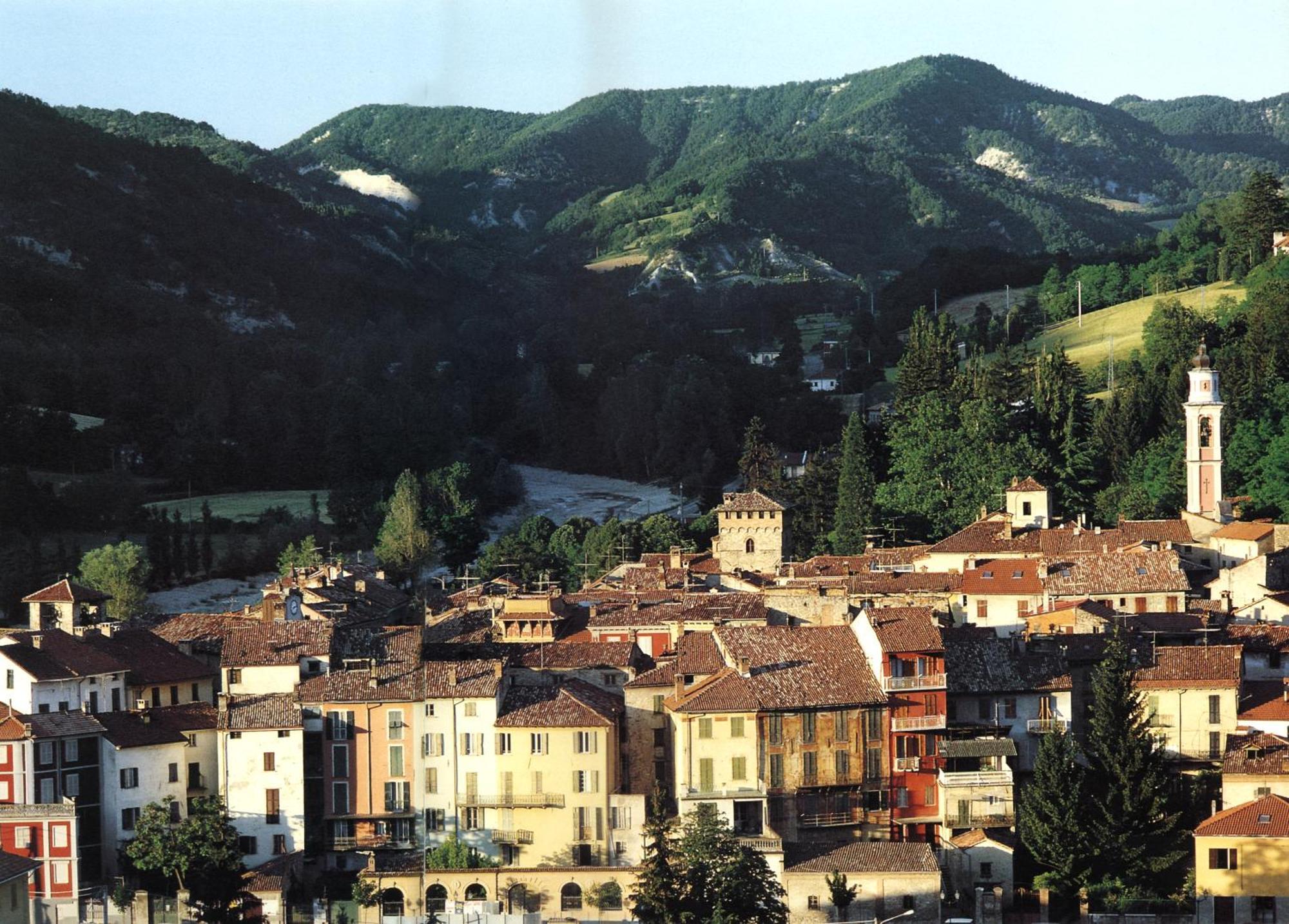 Casavacanzedezza Montecalvo Versiggia المظهر الخارجي الصورة