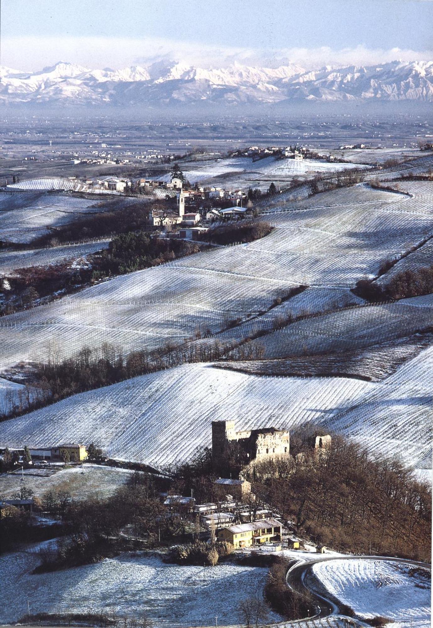 Casavacanzedezza Montecalvo Versiggia المظهر الخارجي الصورة